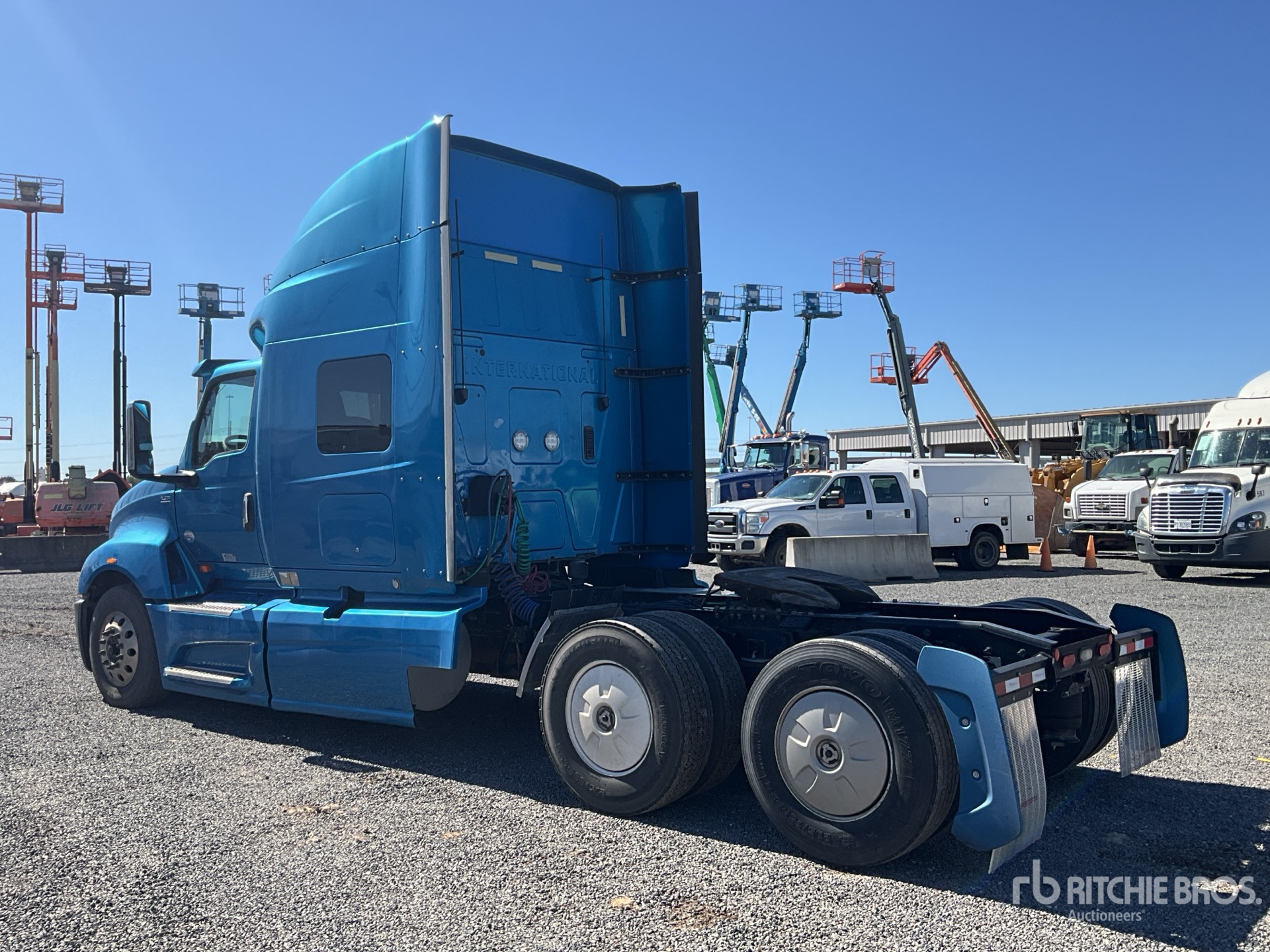 General Appearance with Imagen: esquina trasera izquierda