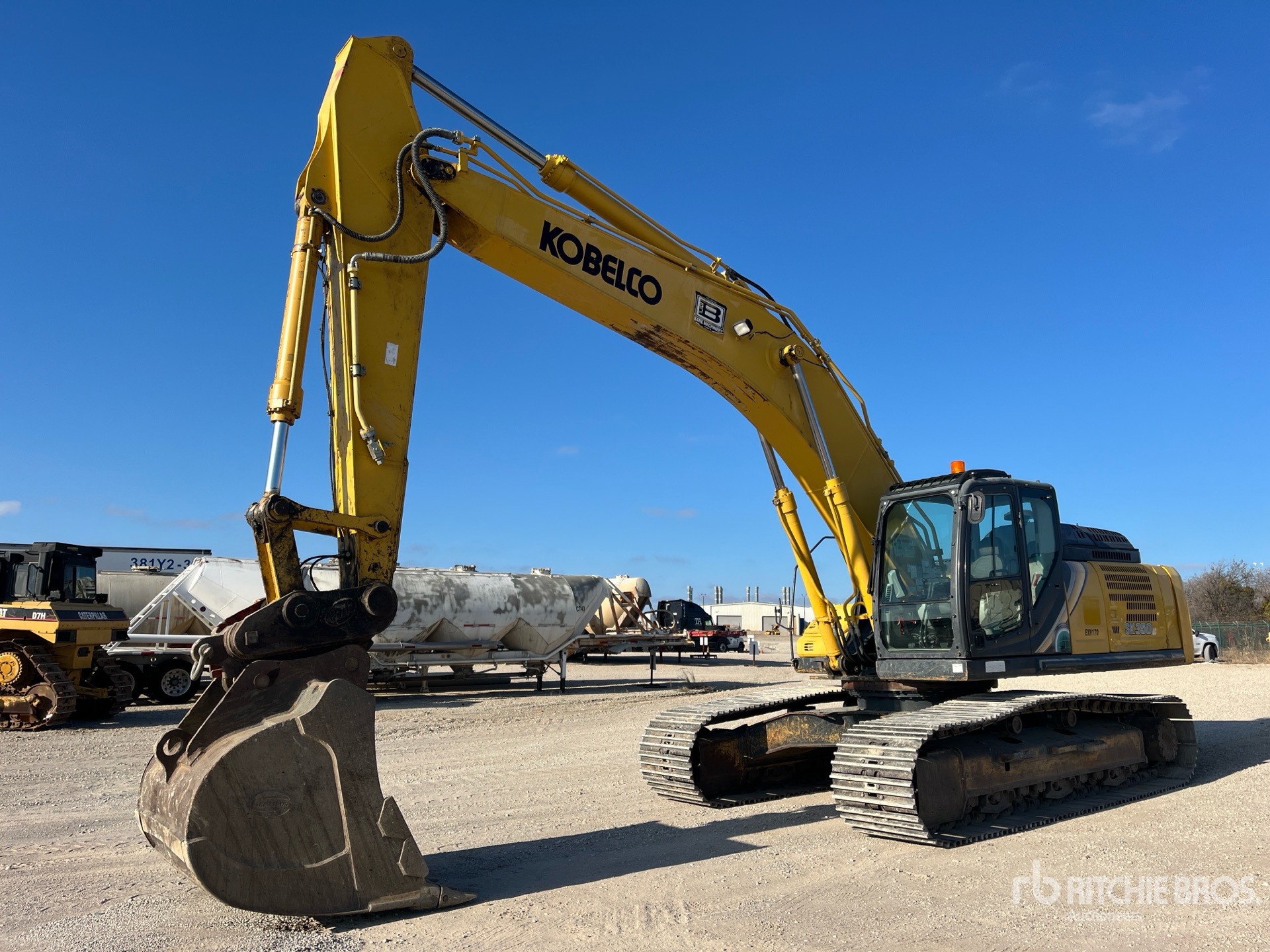 General Appearance with Featured Photo