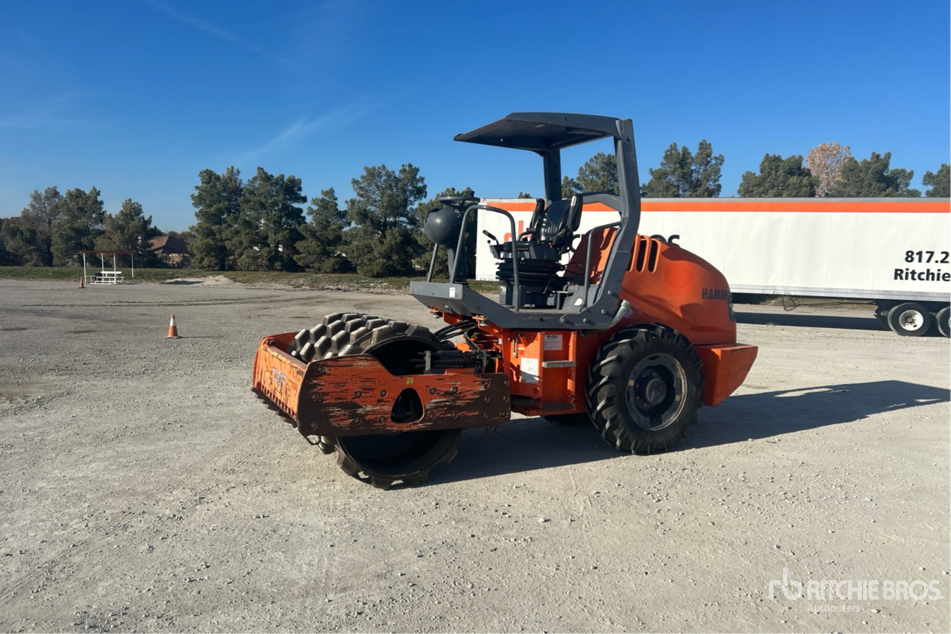 General Appearance with Picture, Left Front Corner