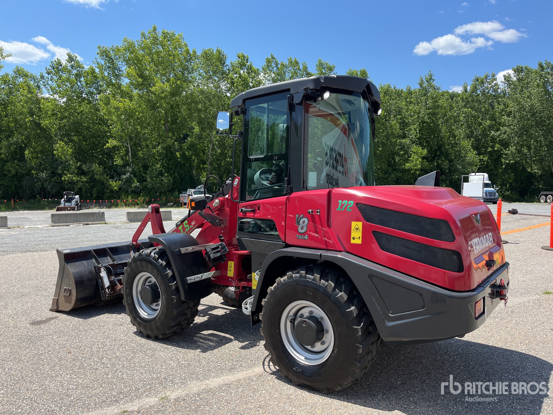 General Appearance with Picture, Left Rear Corner