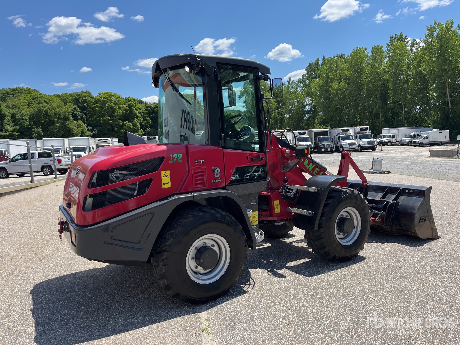 General Appearance with Picture, Right Rear Corner