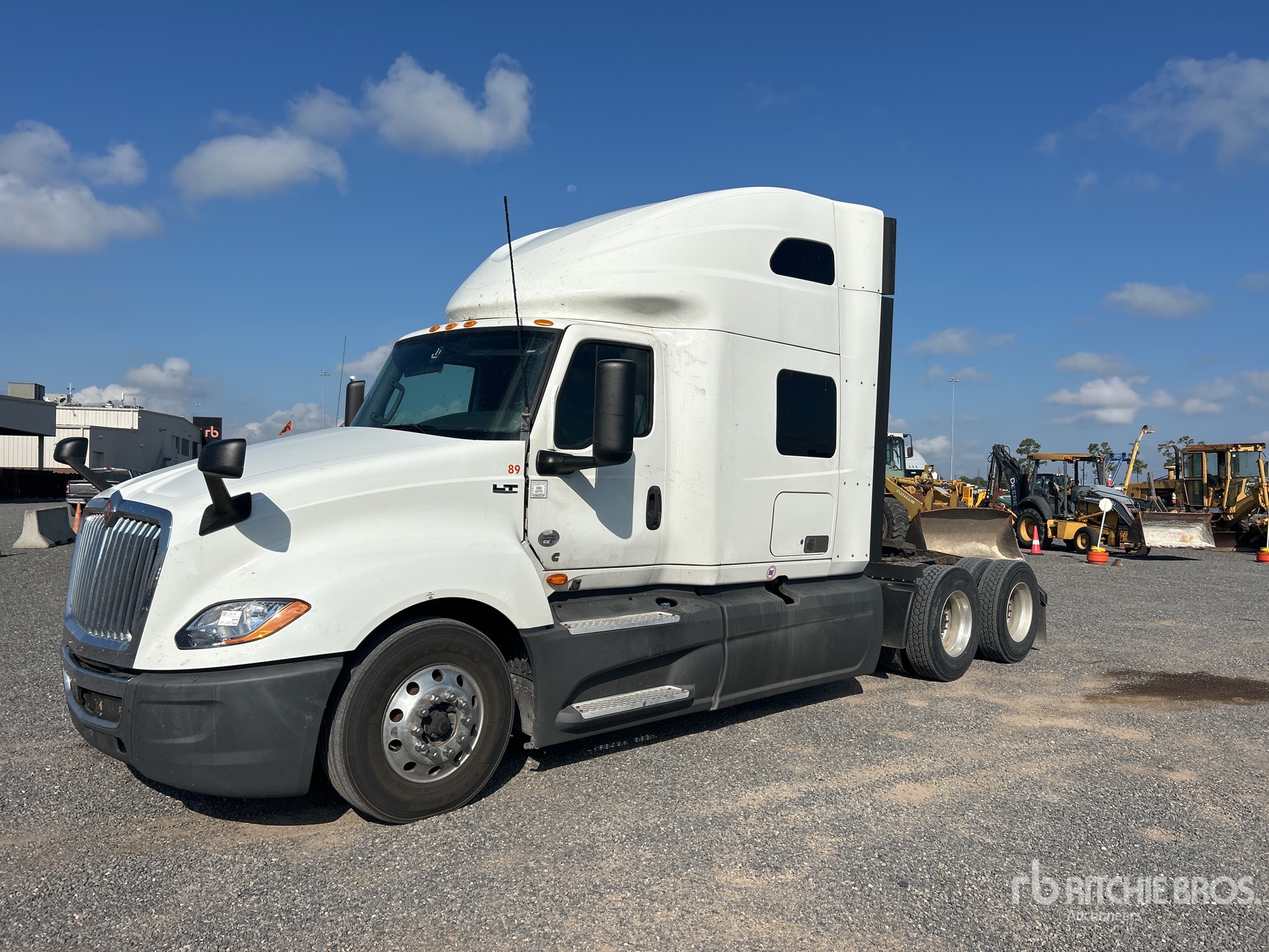 General Appearance with Imagen: esquina delantera izquierda