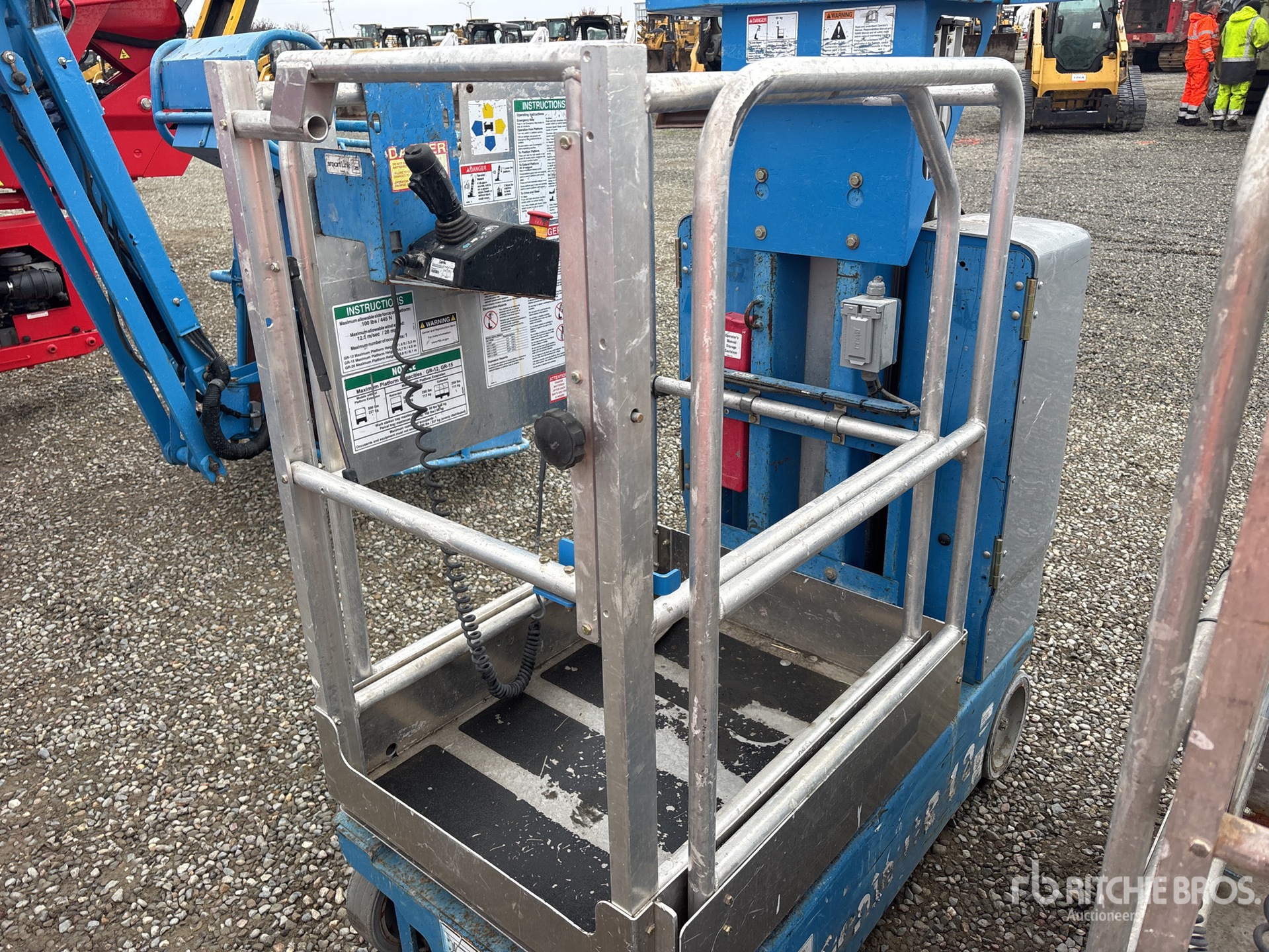 General Appearance with Imagen: esquina trasera derecha