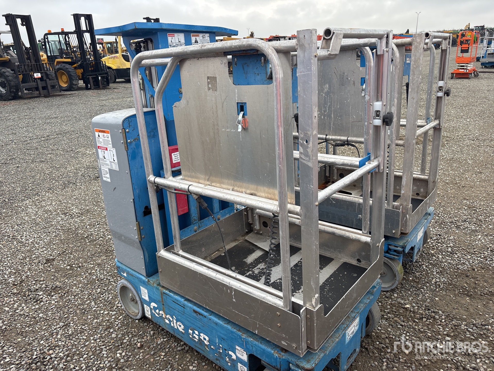 General Appearance with Imagen: esquina trasera izquierda