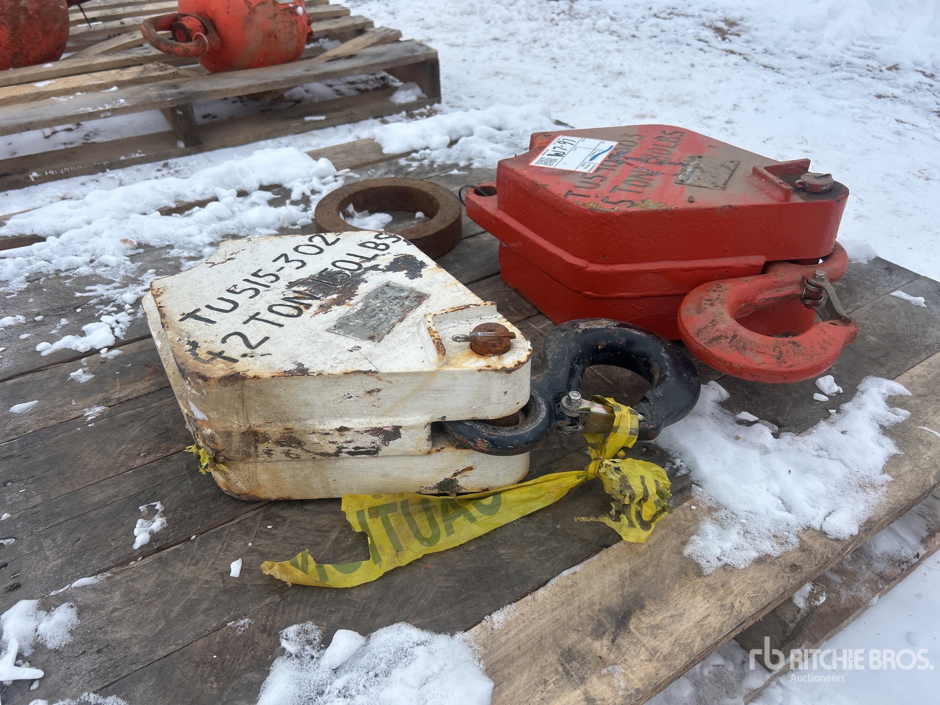 General Appearance with Bild, Ecke vorne rechts