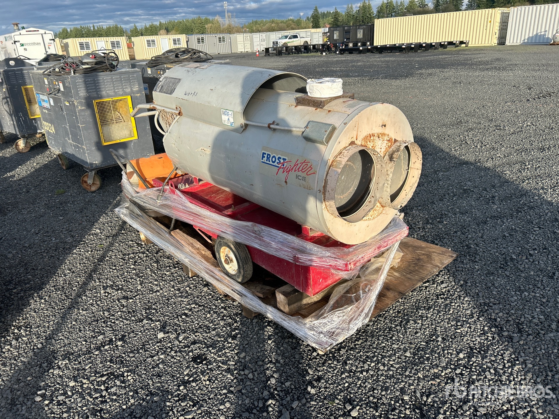 General Appearance with Picture, Right Front Corner