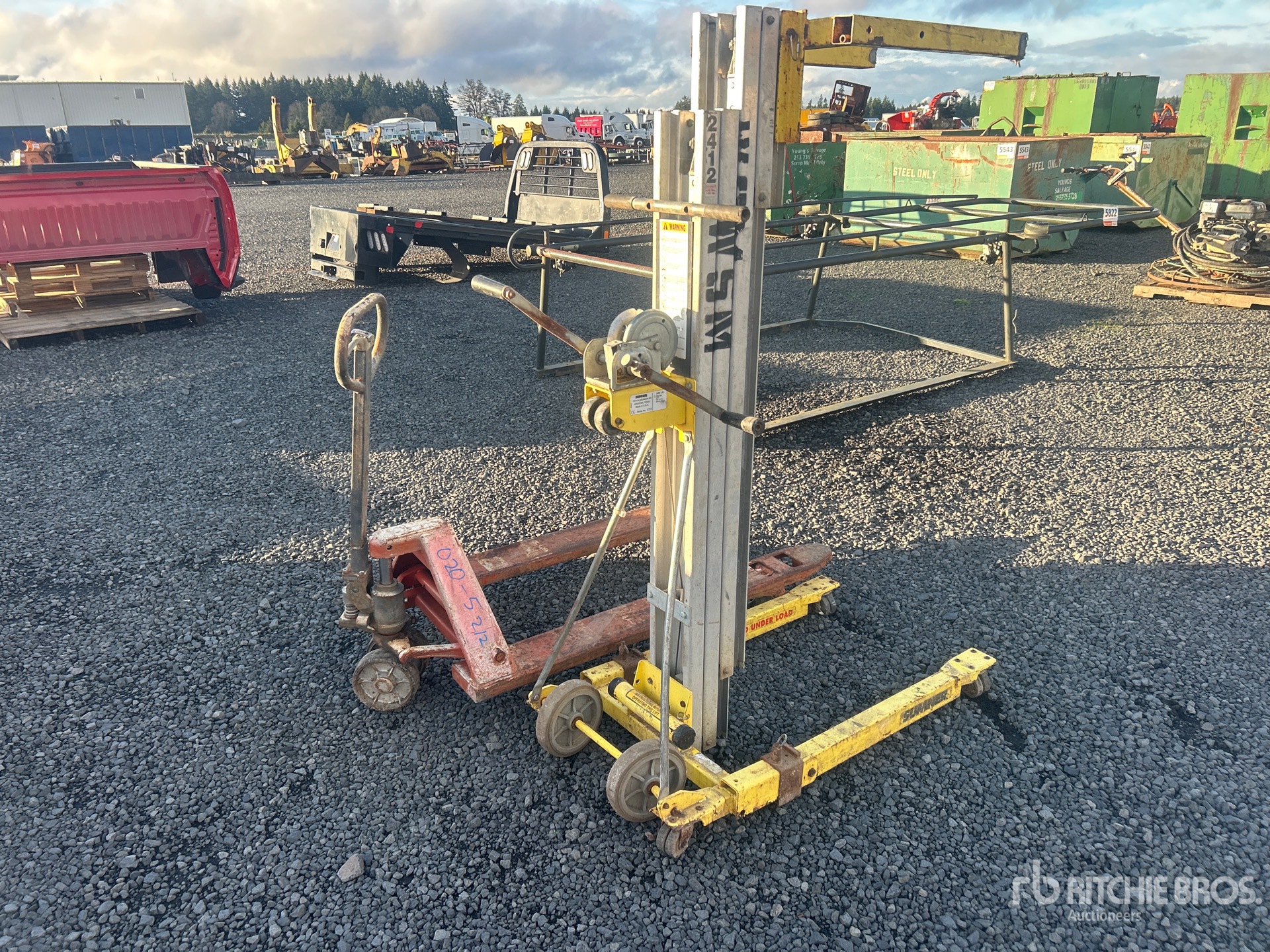 General Appearance with Bild, Ecke hinten rechts