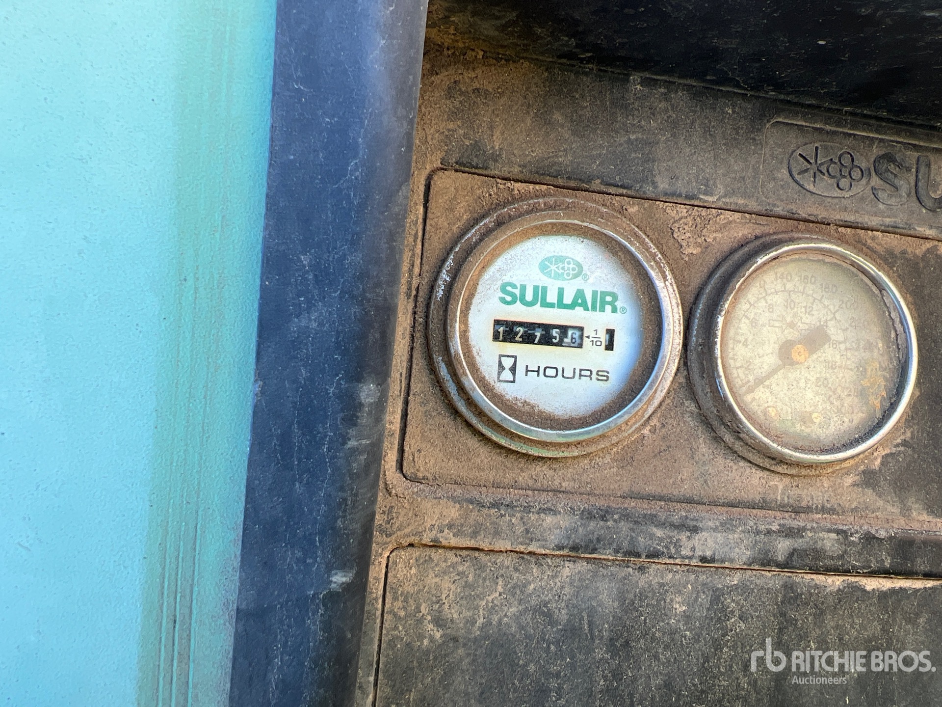 General Appearance with Hour Meter / Odometer