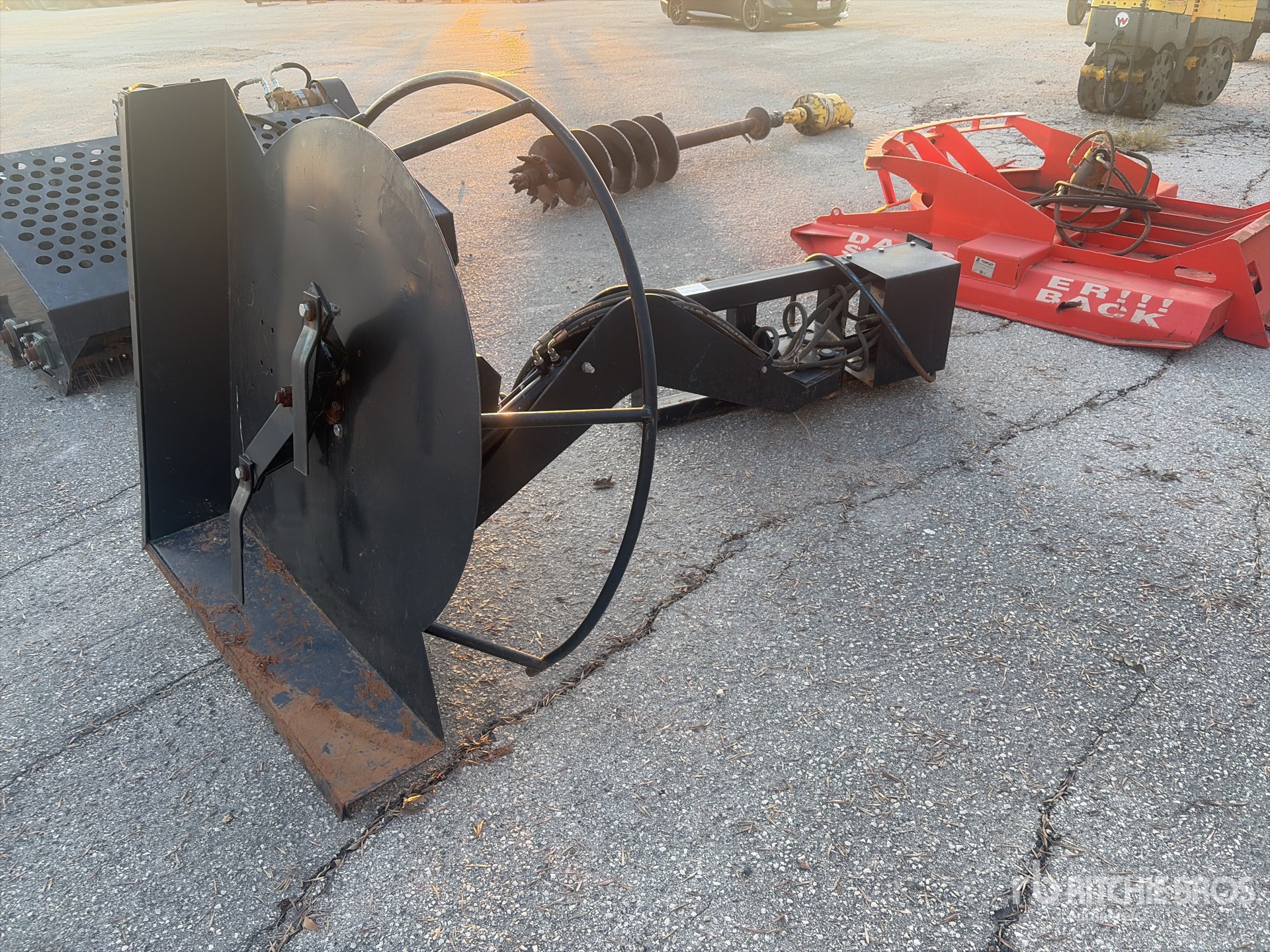 General Appearance with Foto, angolo anteriore sinistro