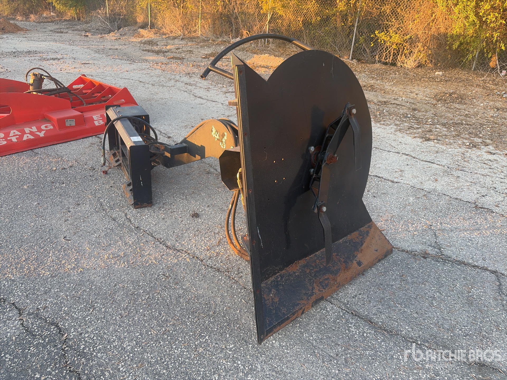 General Appearance with Foto, angolo posteriore sinistro