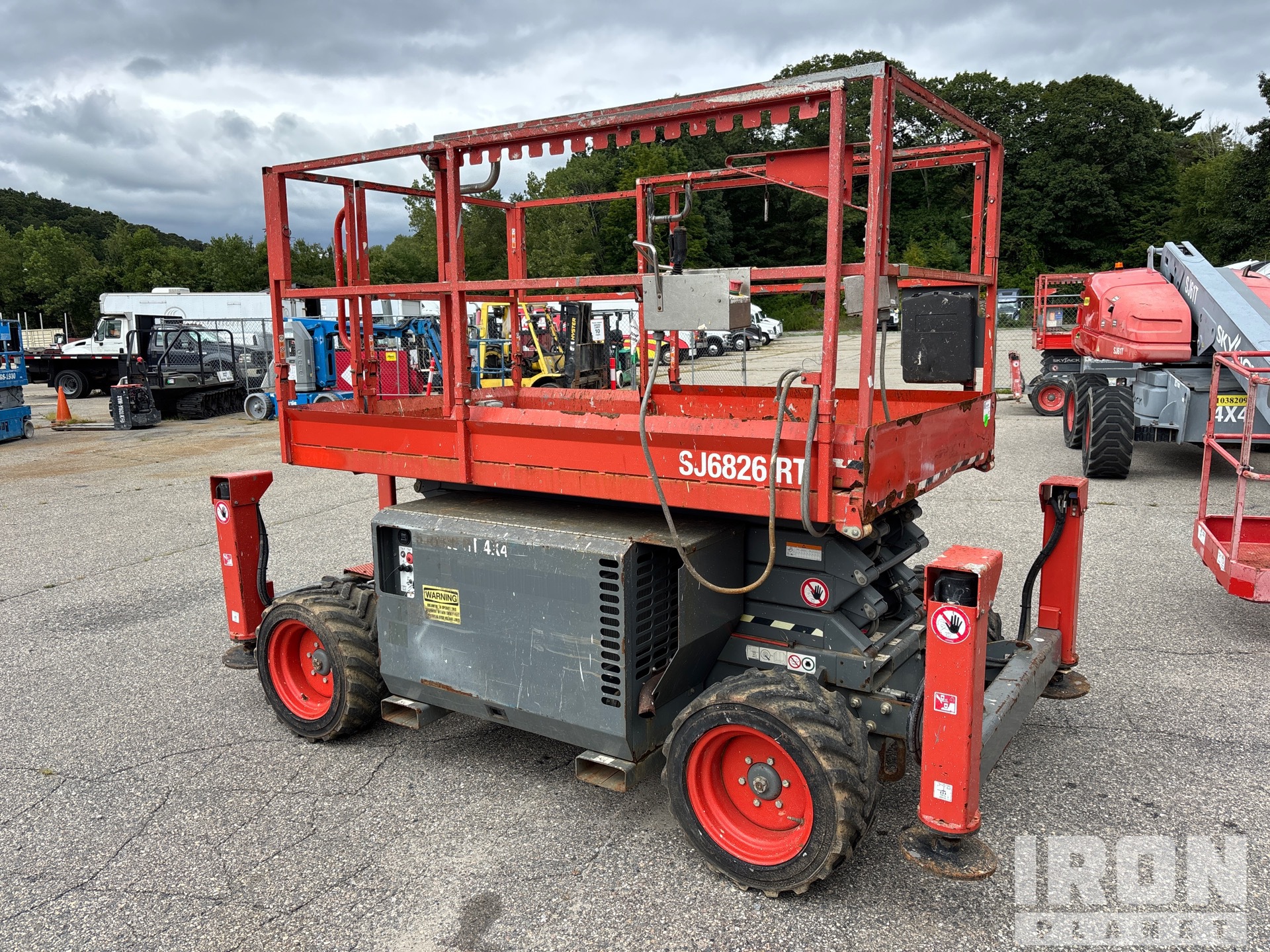 General Appearance with Picture, Right Front Corner