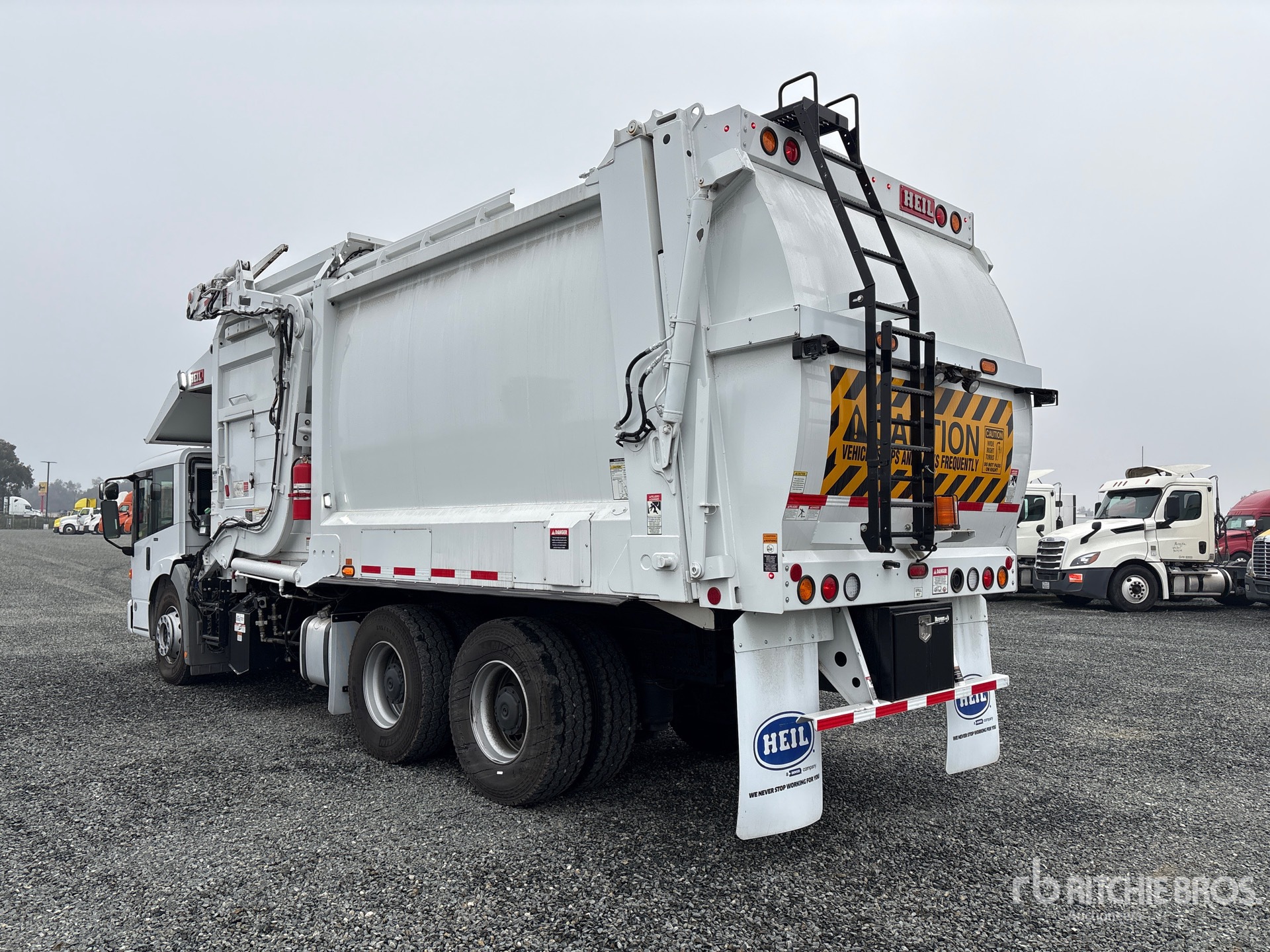 General Appearance with Imagen: esquina trasera izquierda