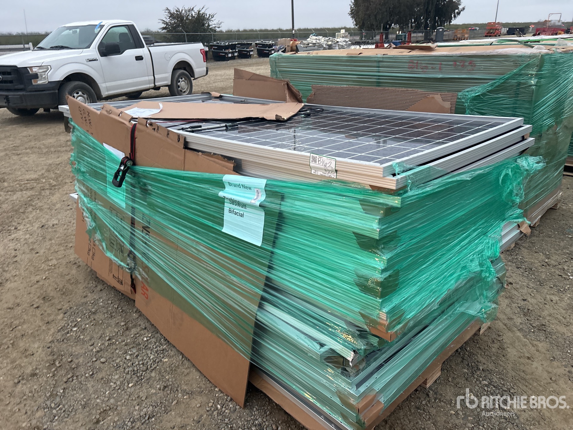 General Appearance with Featured Photo