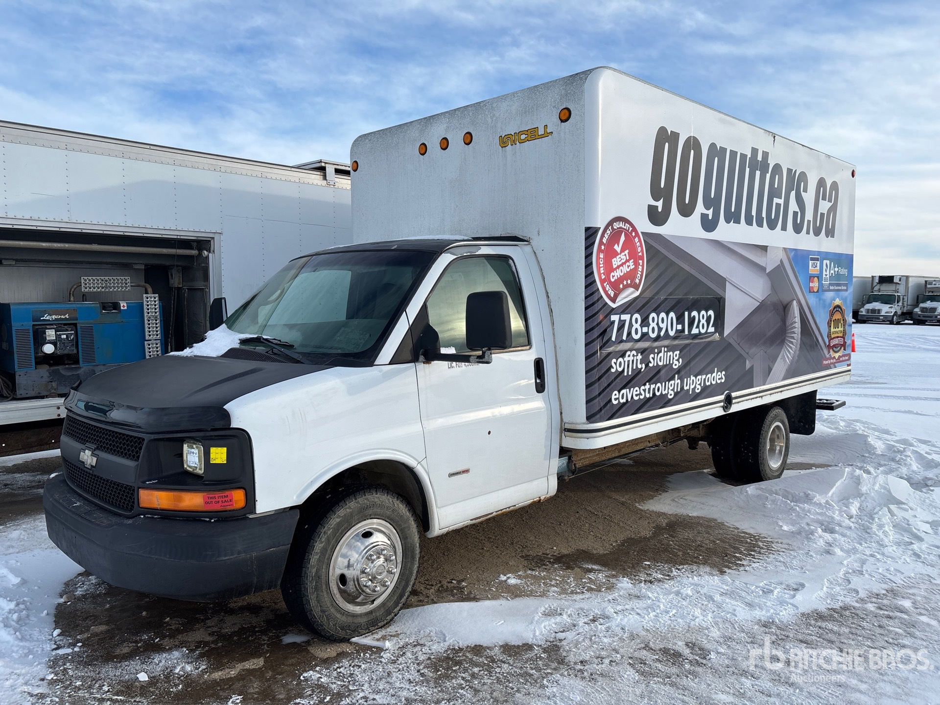 General Appearance with Picture, Left Front Corner