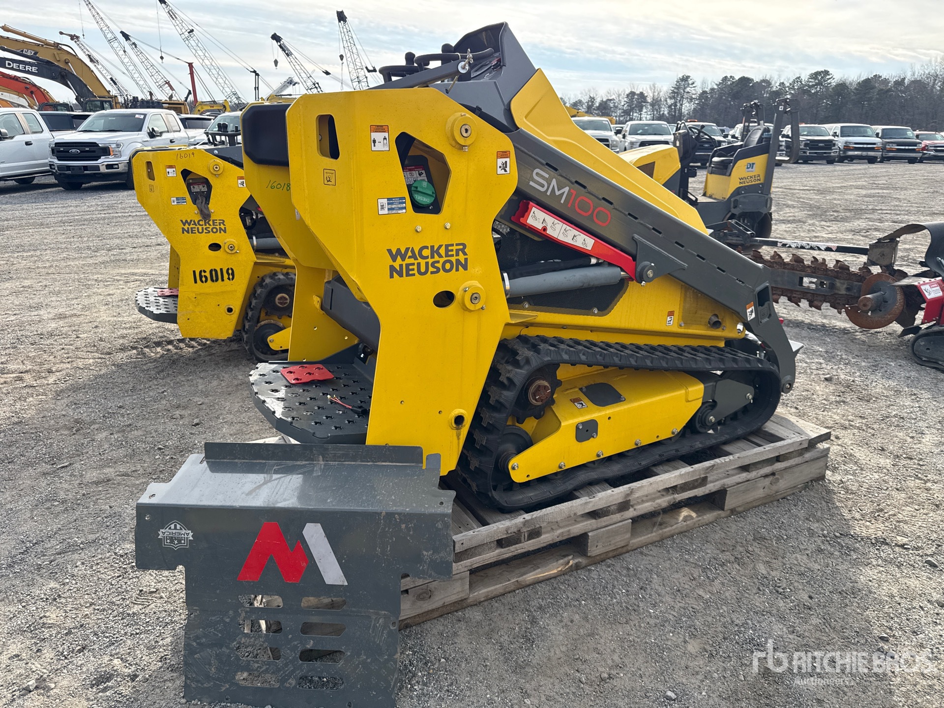 Aspect général with Image, coin arrière droit