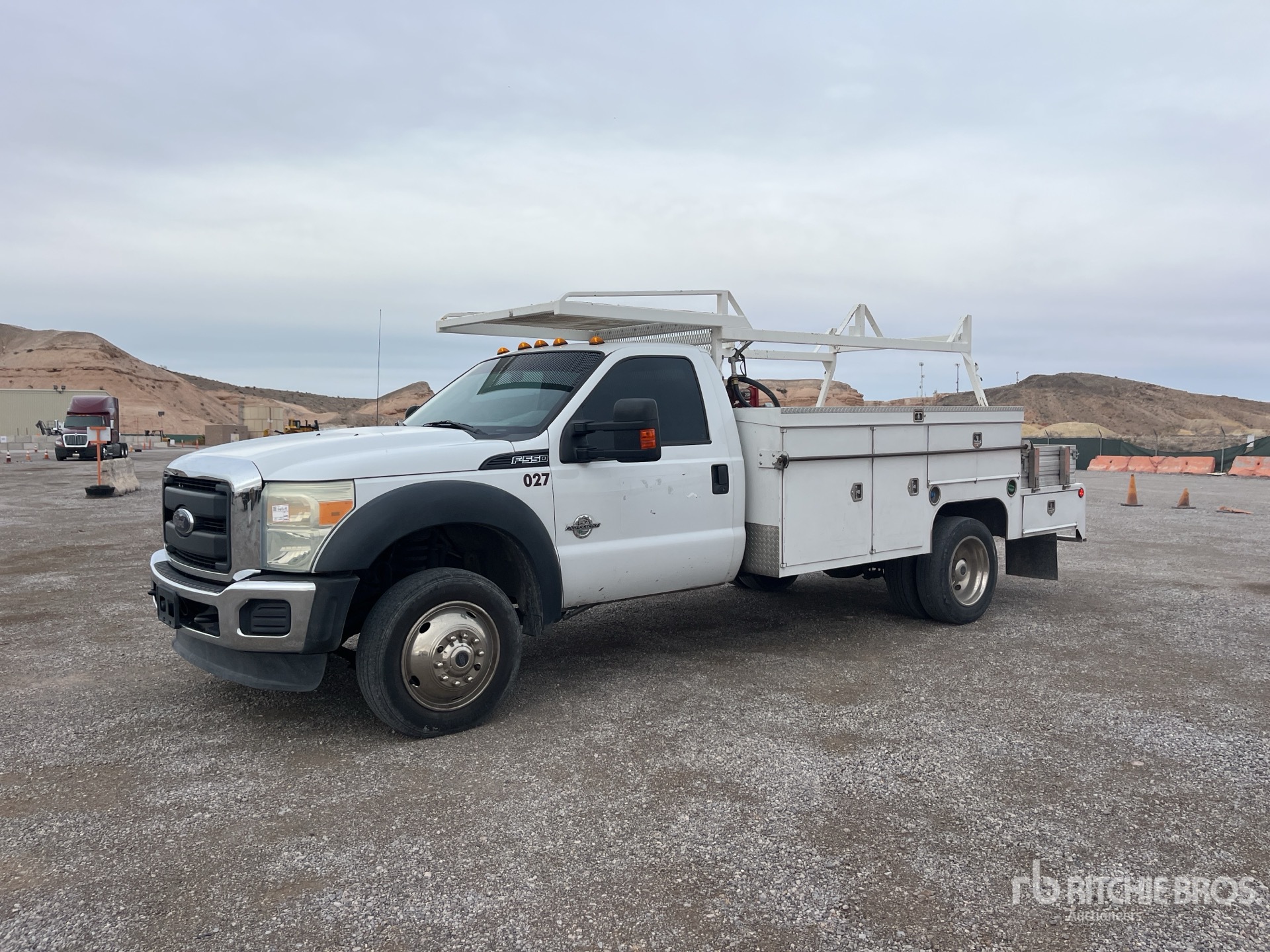 General Appearance with Picture, Left Front Corner