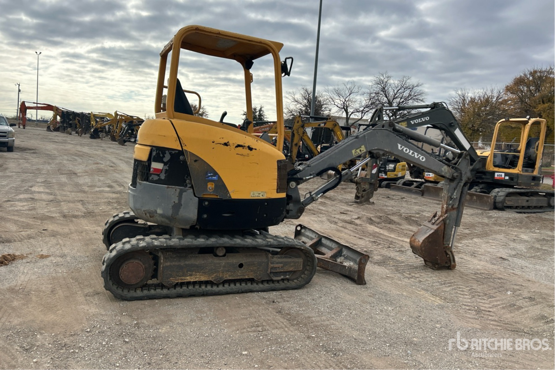 General Appearance with Image, coin arrière droit