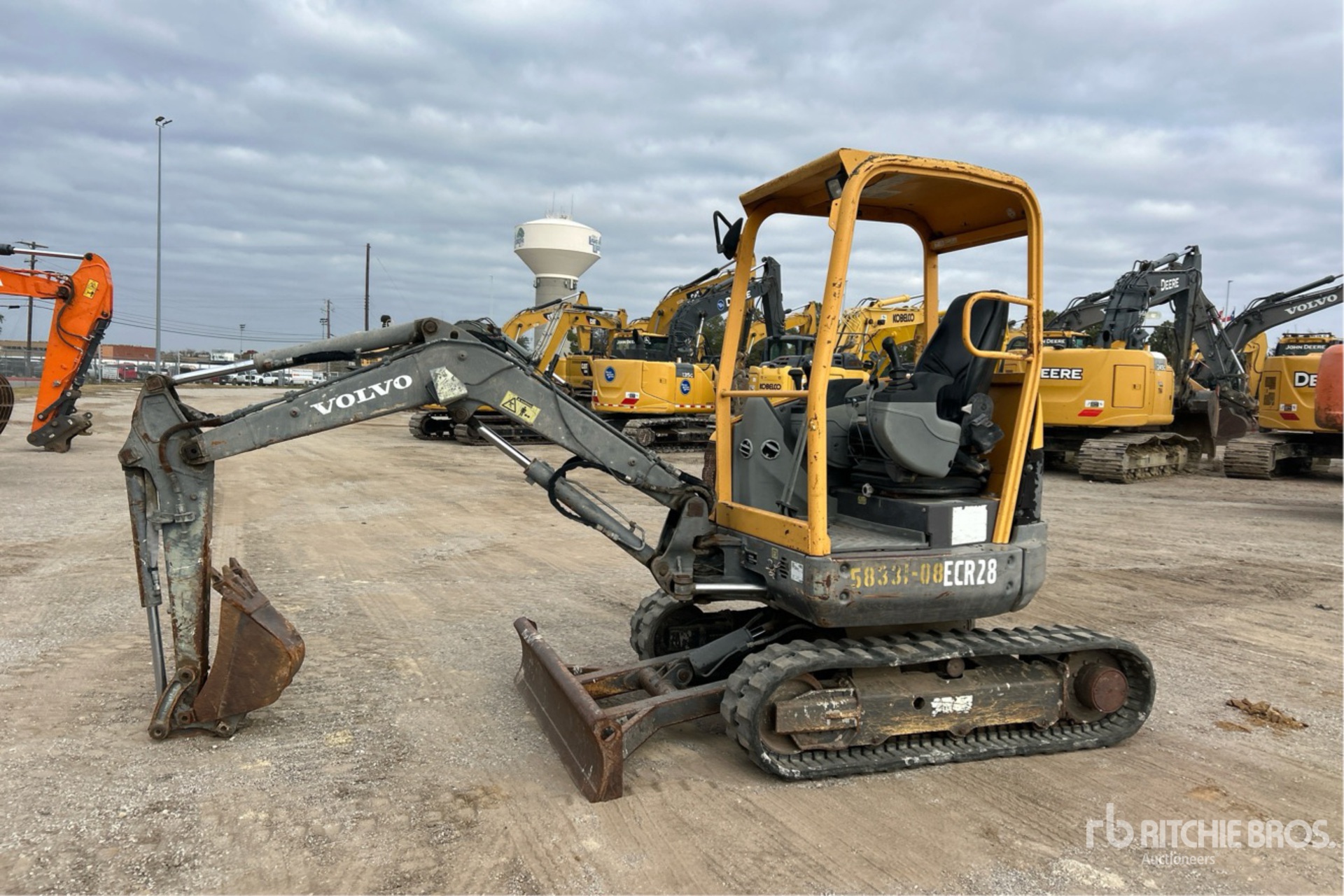 General Appearance with Image, coin avant gauche