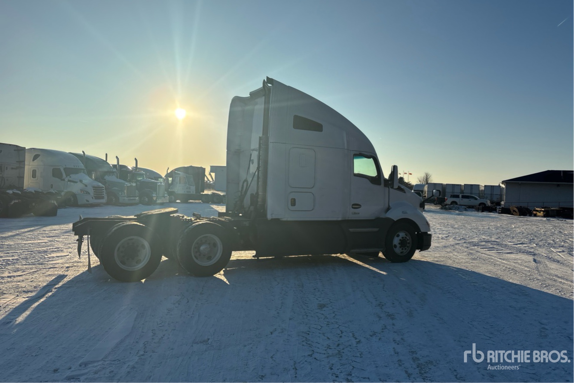 General Appearance with Image, coin arrière droit
