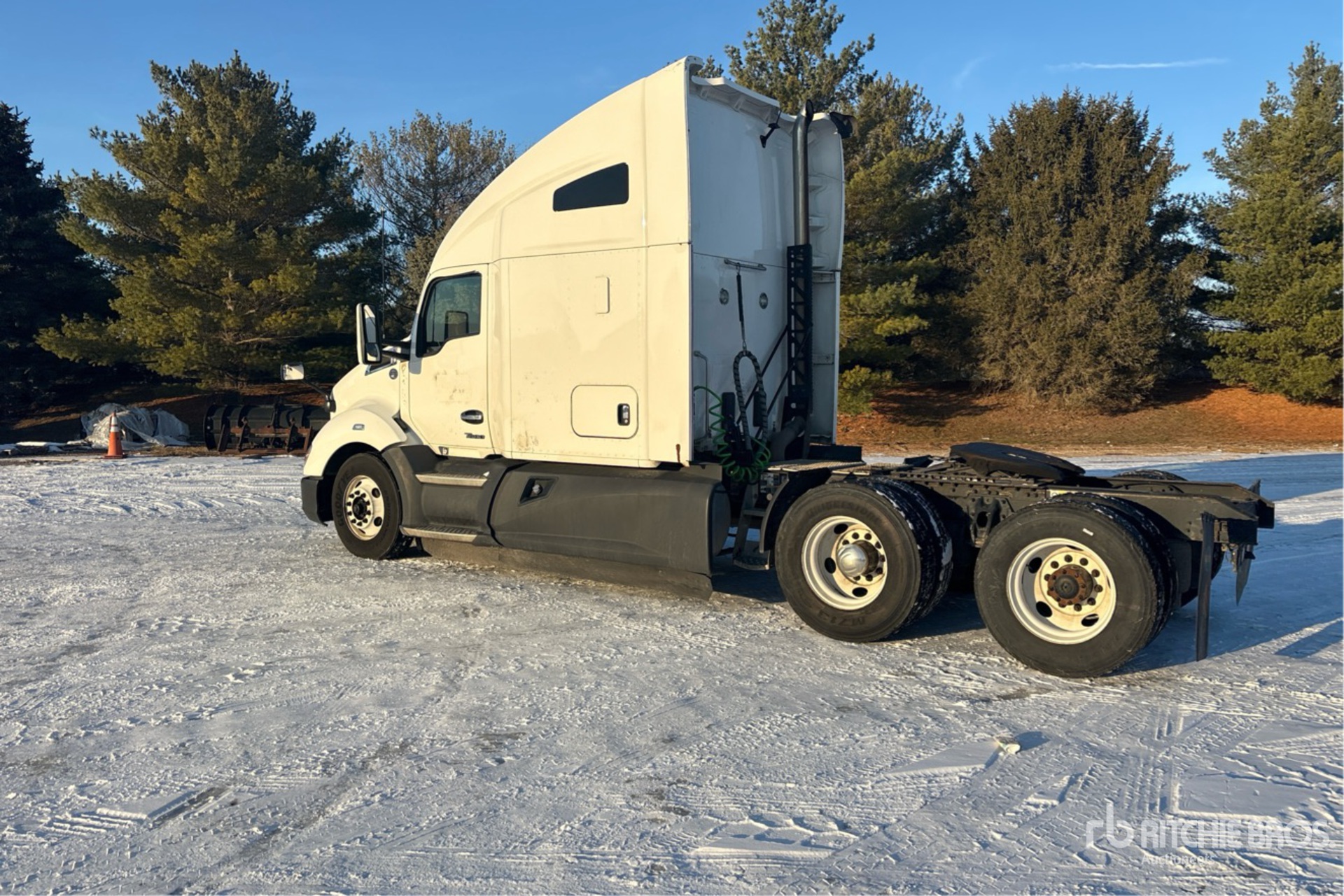 General Appearance with Image, coin arrière gauche