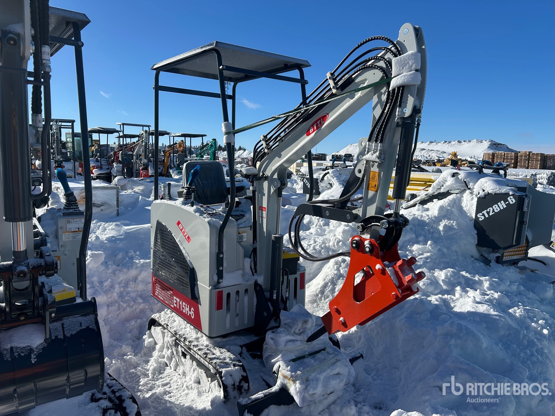 General Appearance with Picture, Right Front Corner