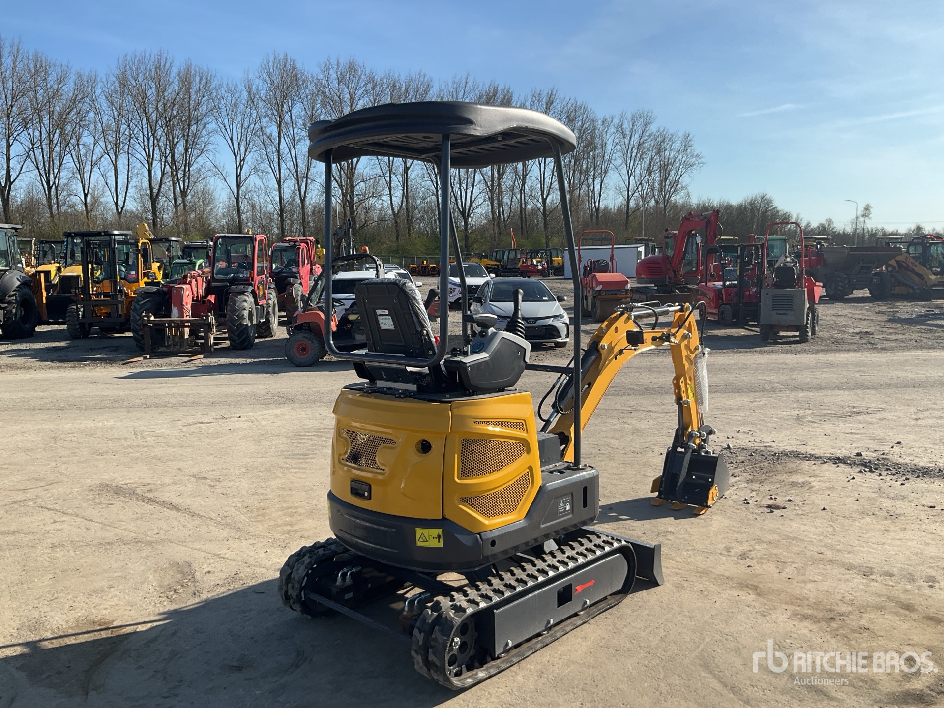 General Appearance with Picture, Right Rear Corner