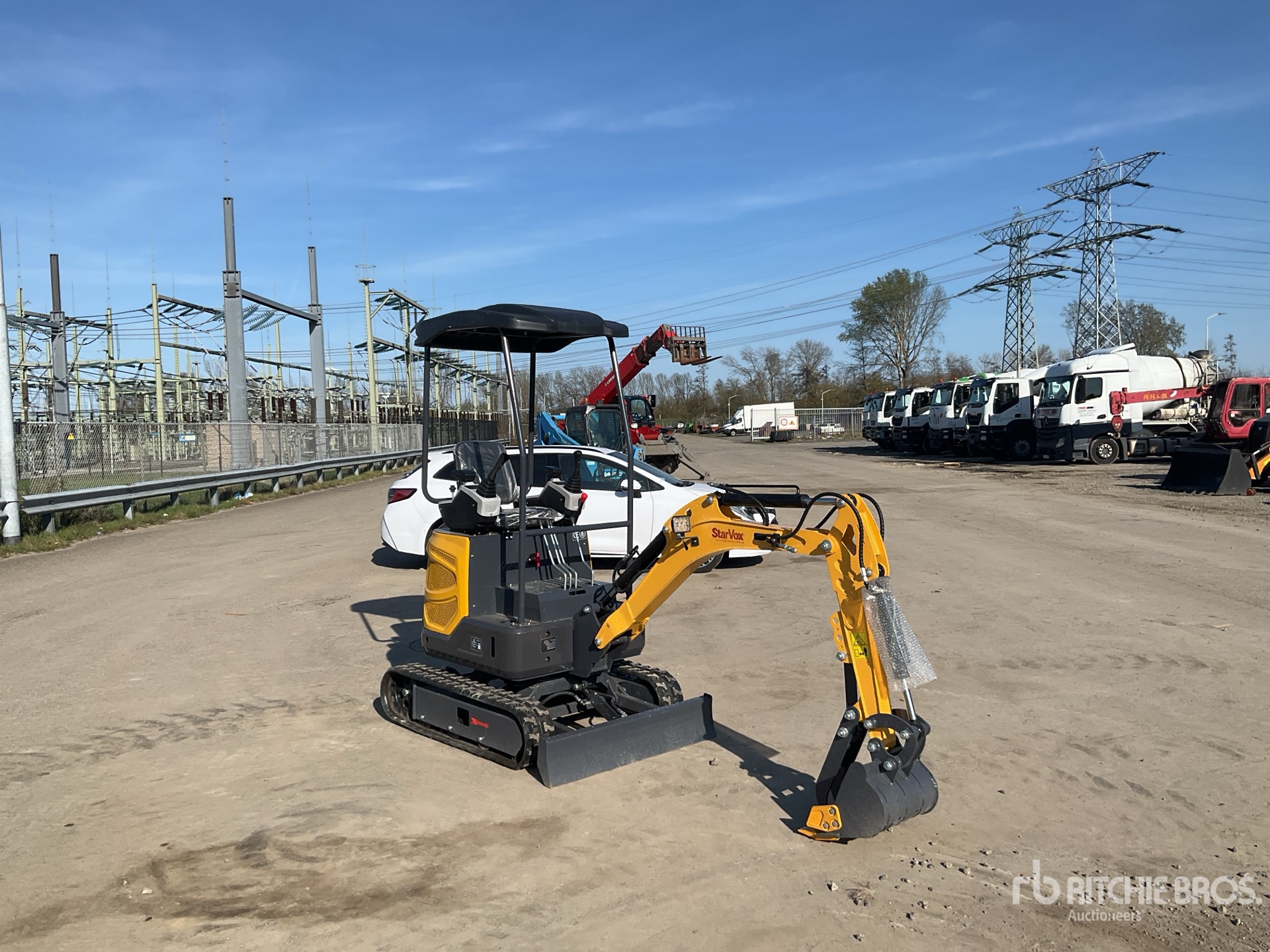 General Appearance with Picture, Right Front Corner