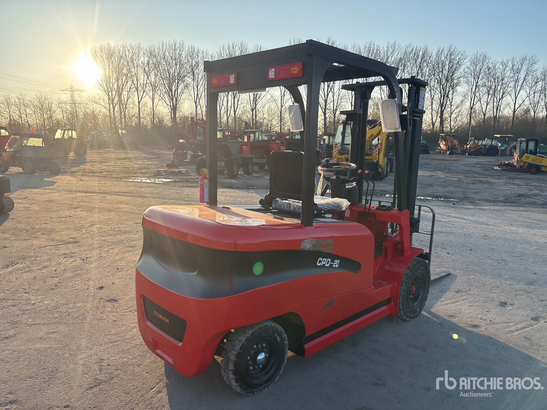 General Appearance with Picture, Right Rear Corner