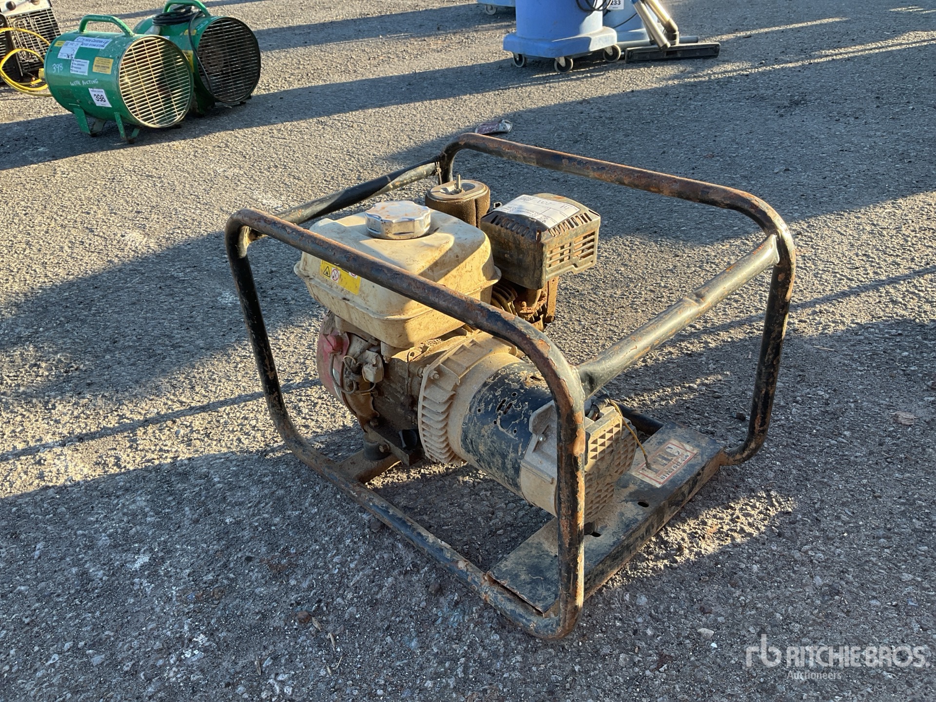 General Appearance with Picture, Right Front Corner