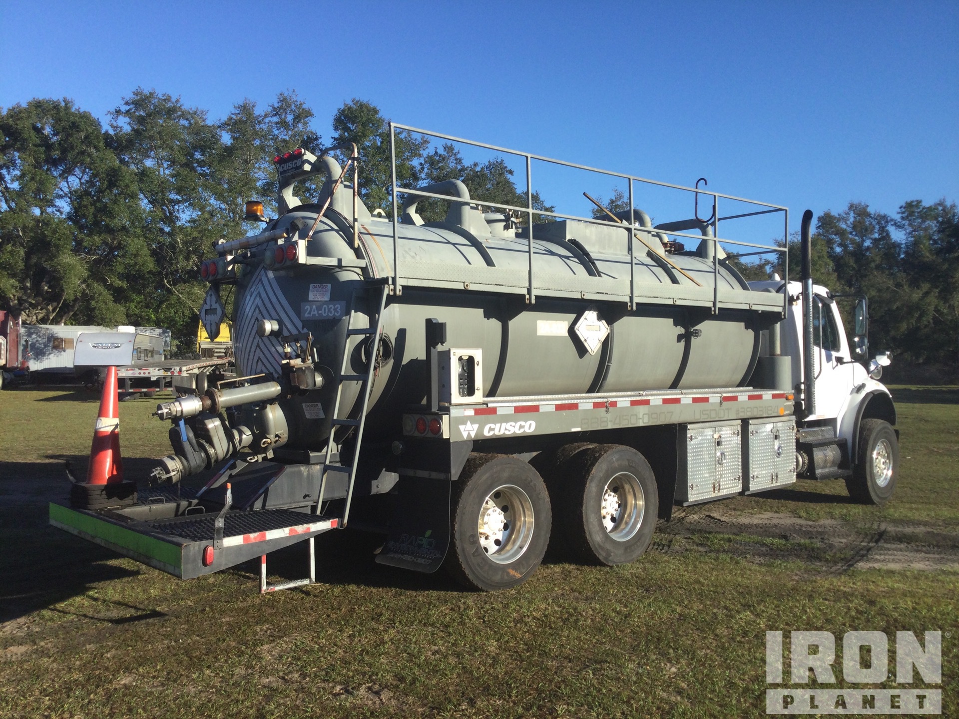 General Appearance with Imagen: esquina trasera derecha