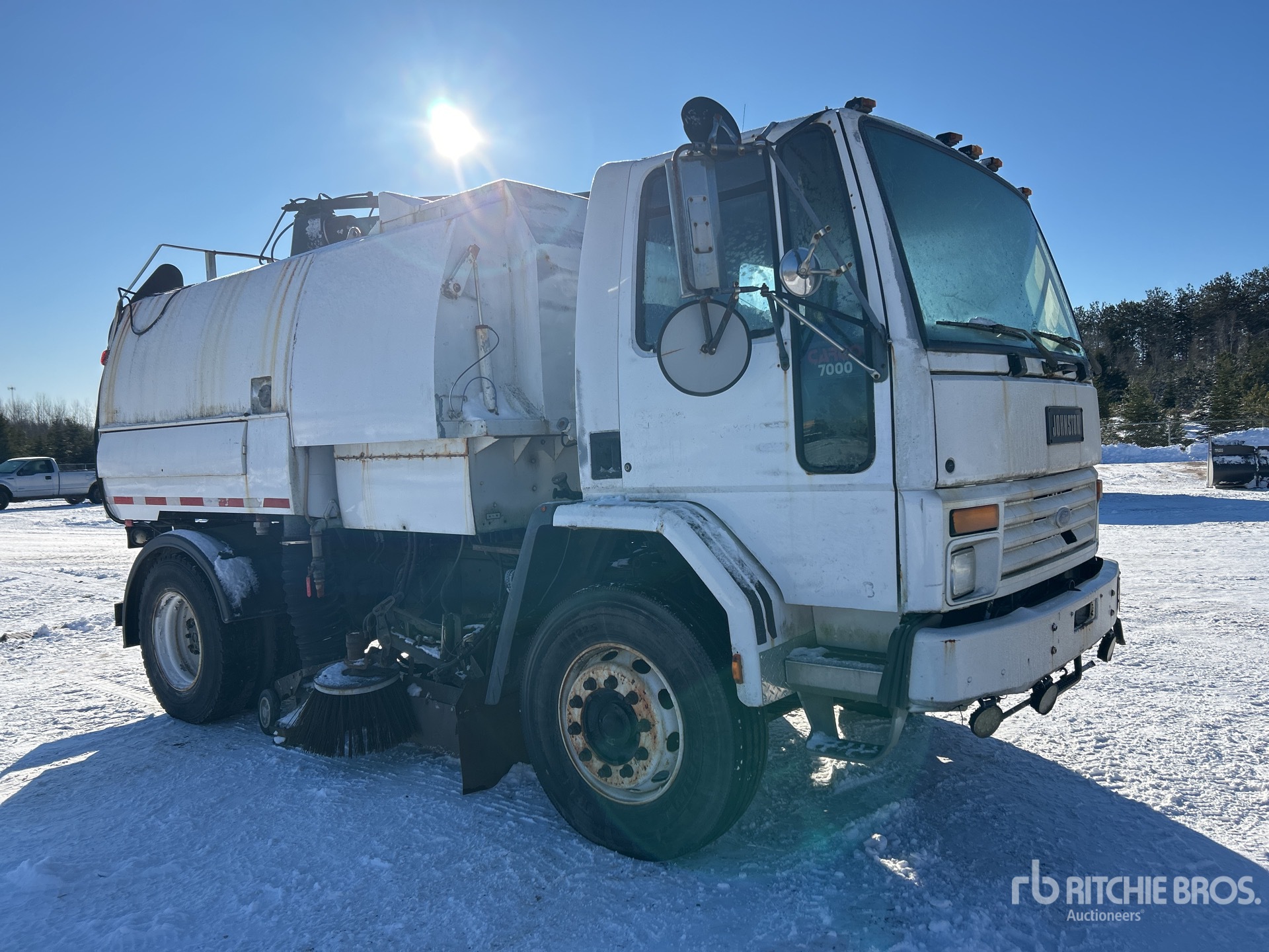 General Appearance with Picture, Right Front Corner