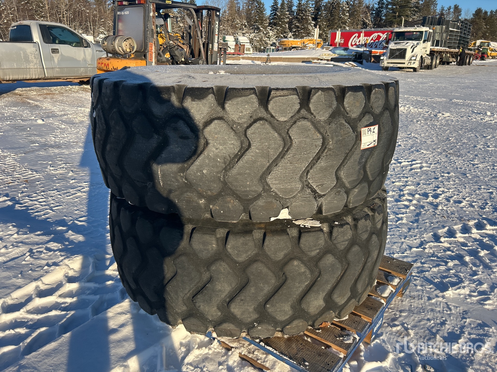 Aspect général with Image, coin arrière droit