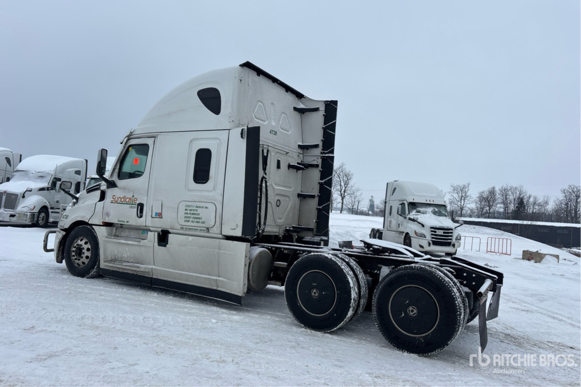 General Appearance with Picture, Left Rear Corner