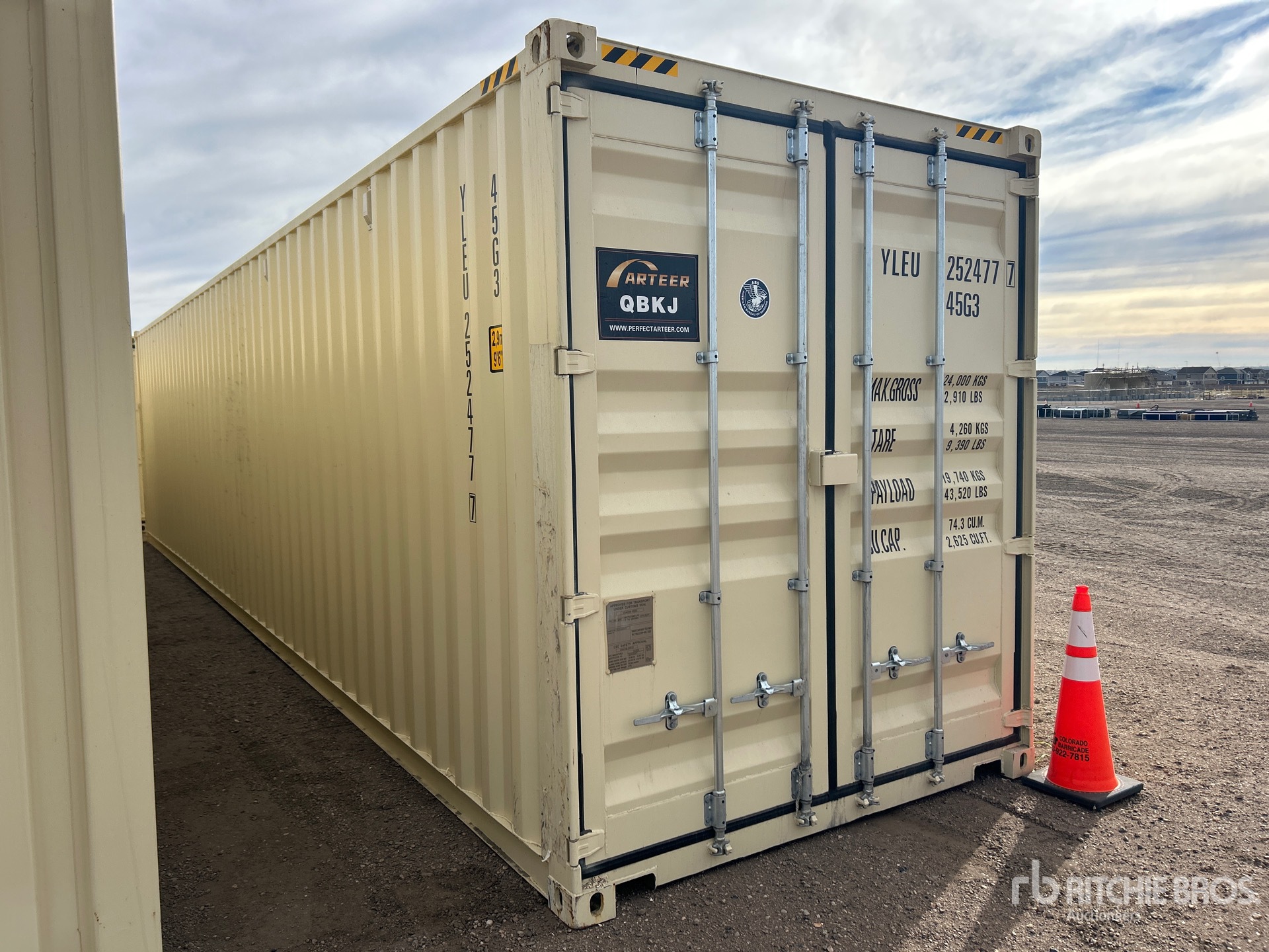 General Appearance with Picture, Right Front Corner