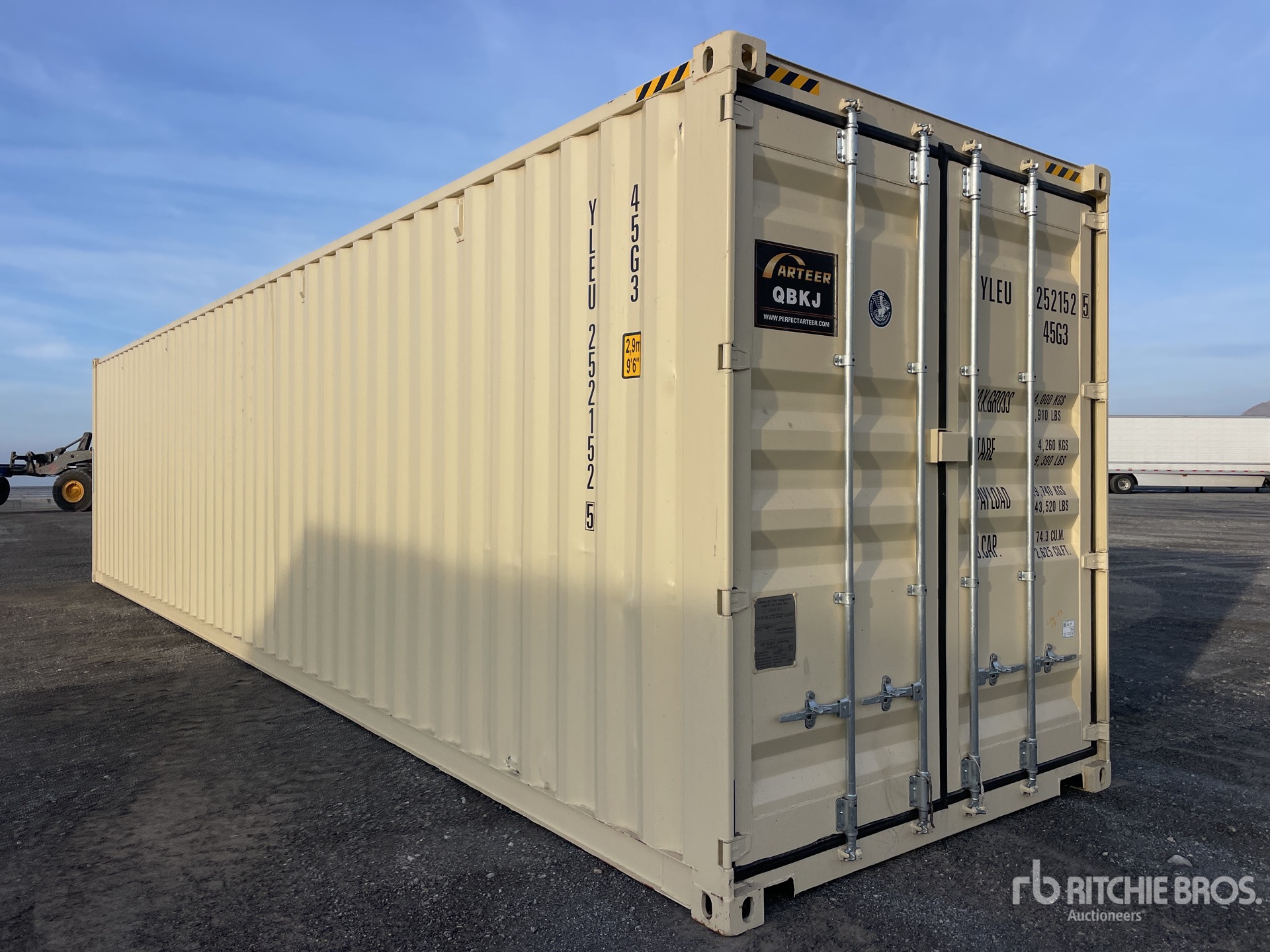 General Appearance with Picture, Right Front Corner