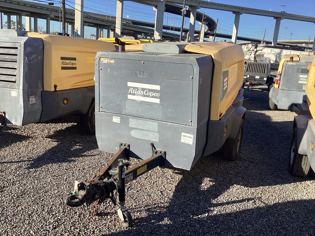 2017 Atlas Copco XAS440JD8 Mobile Air Compressor