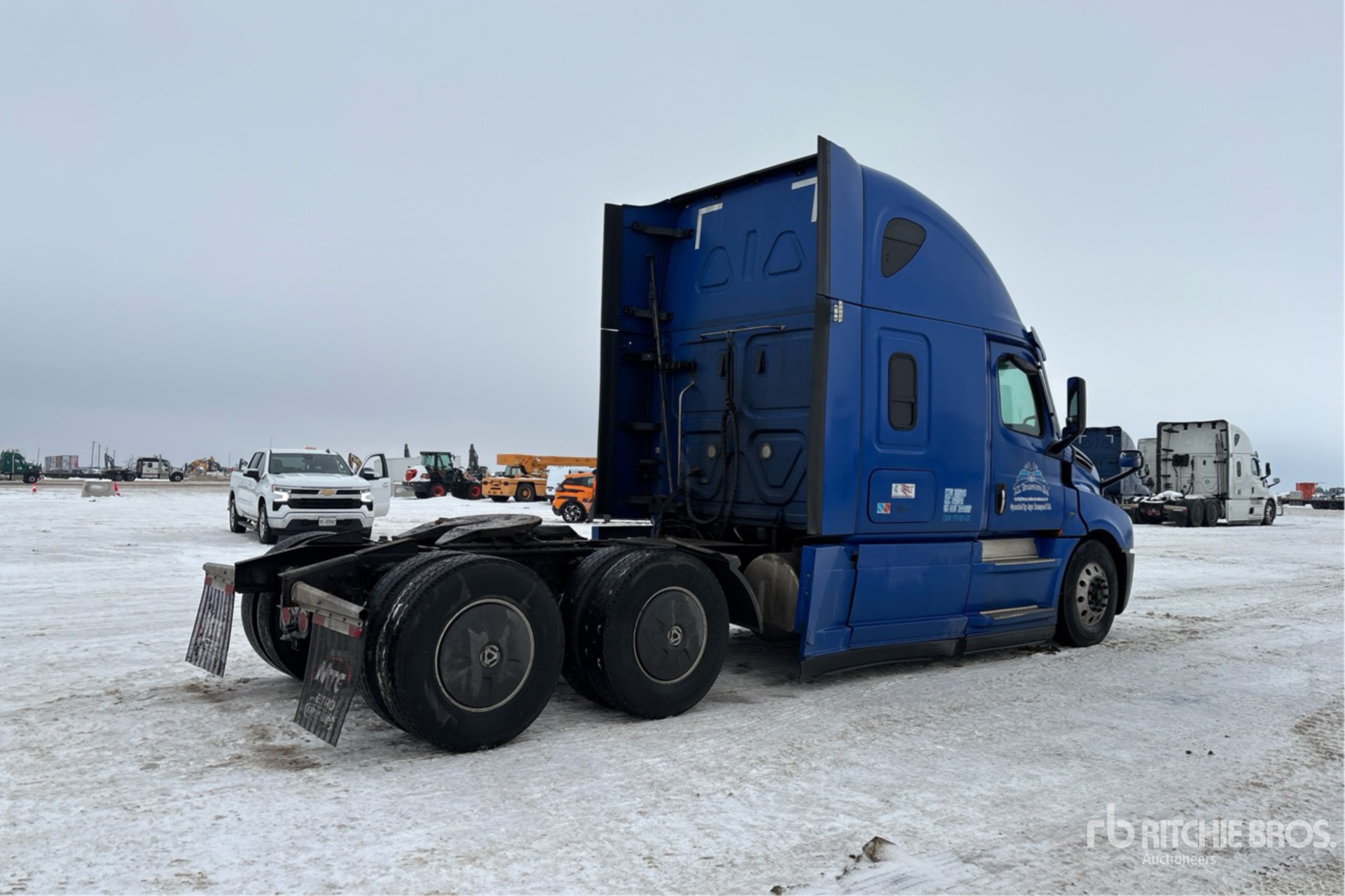 General Appearance with Imagen: esquina trasera derecha