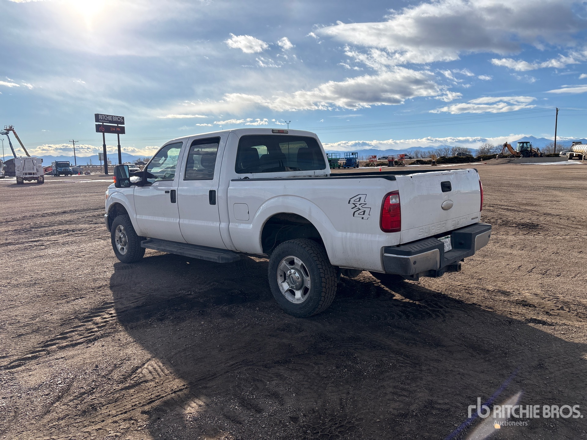 General Appearance with Imagen: esquina trasera izquierda