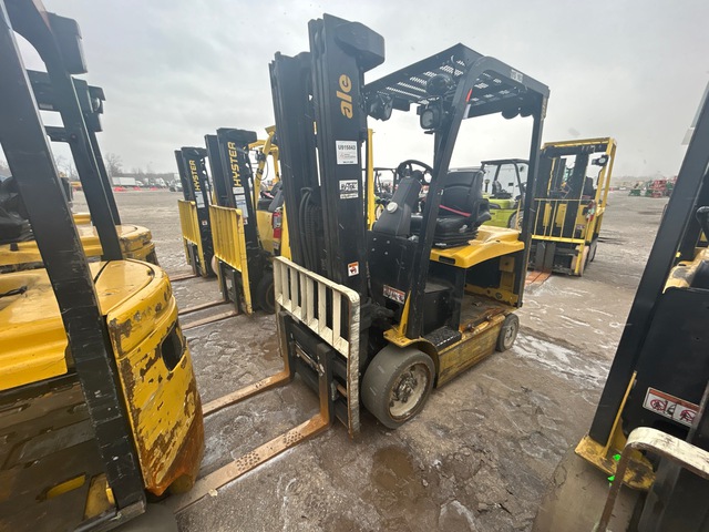 2017 Yale ERC050VGN48TE088 4700 lb Electric Forklift (Inoperable)