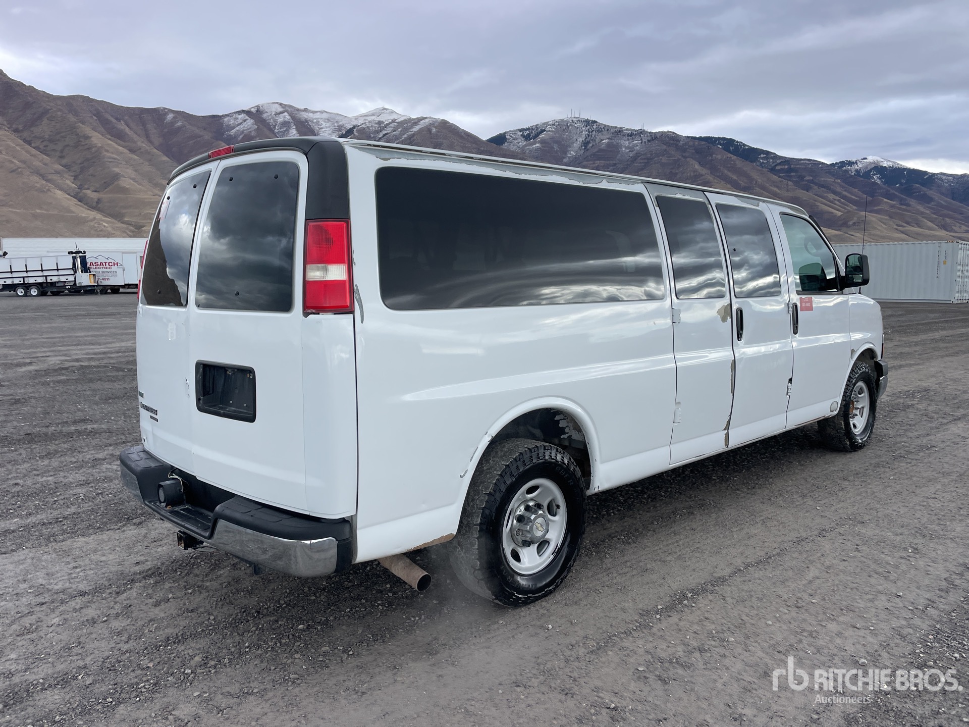 General Appearance with Picture, Right Rear Corner