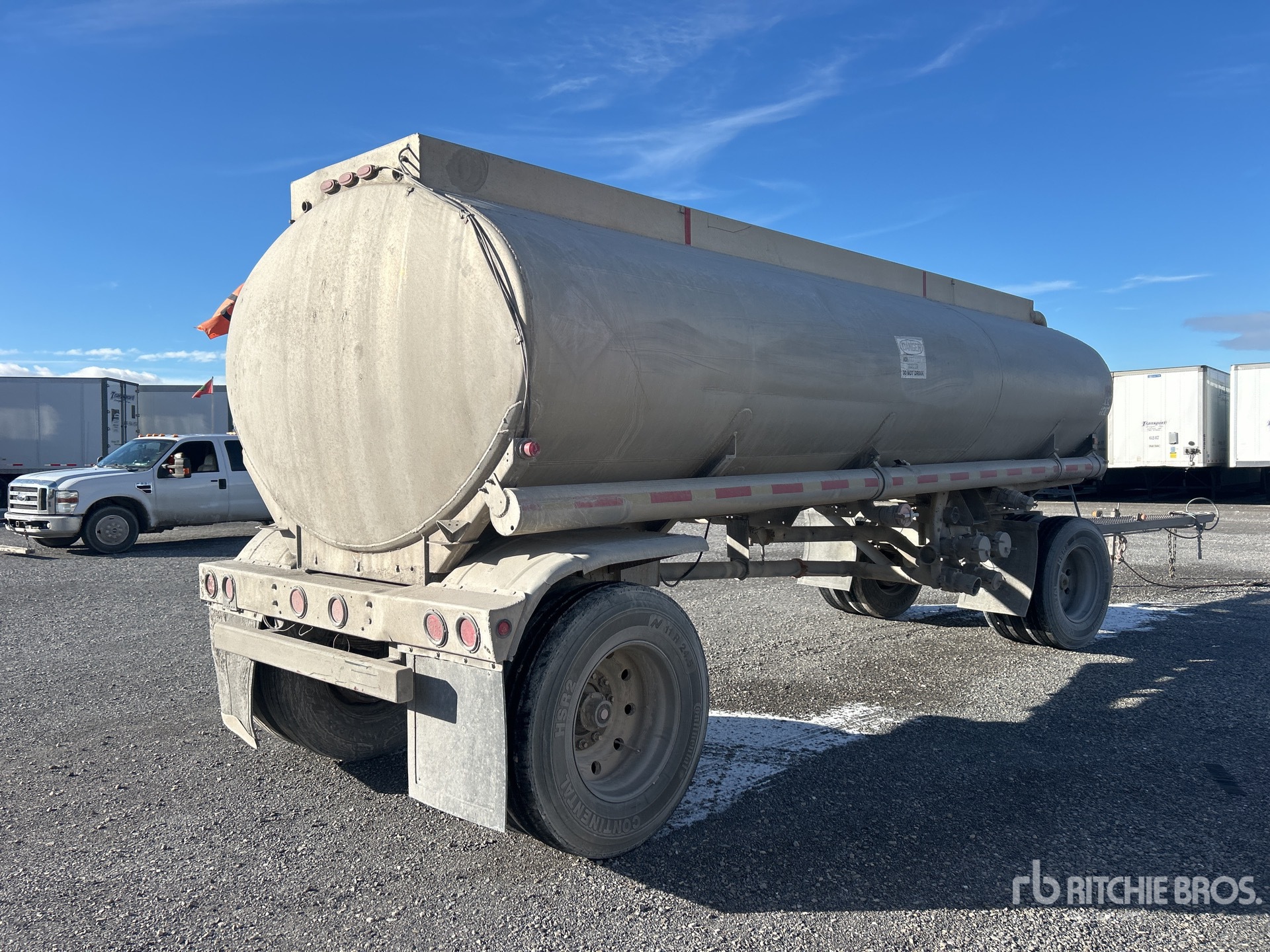 General Appearance with Imagen: esquina trasera derecha