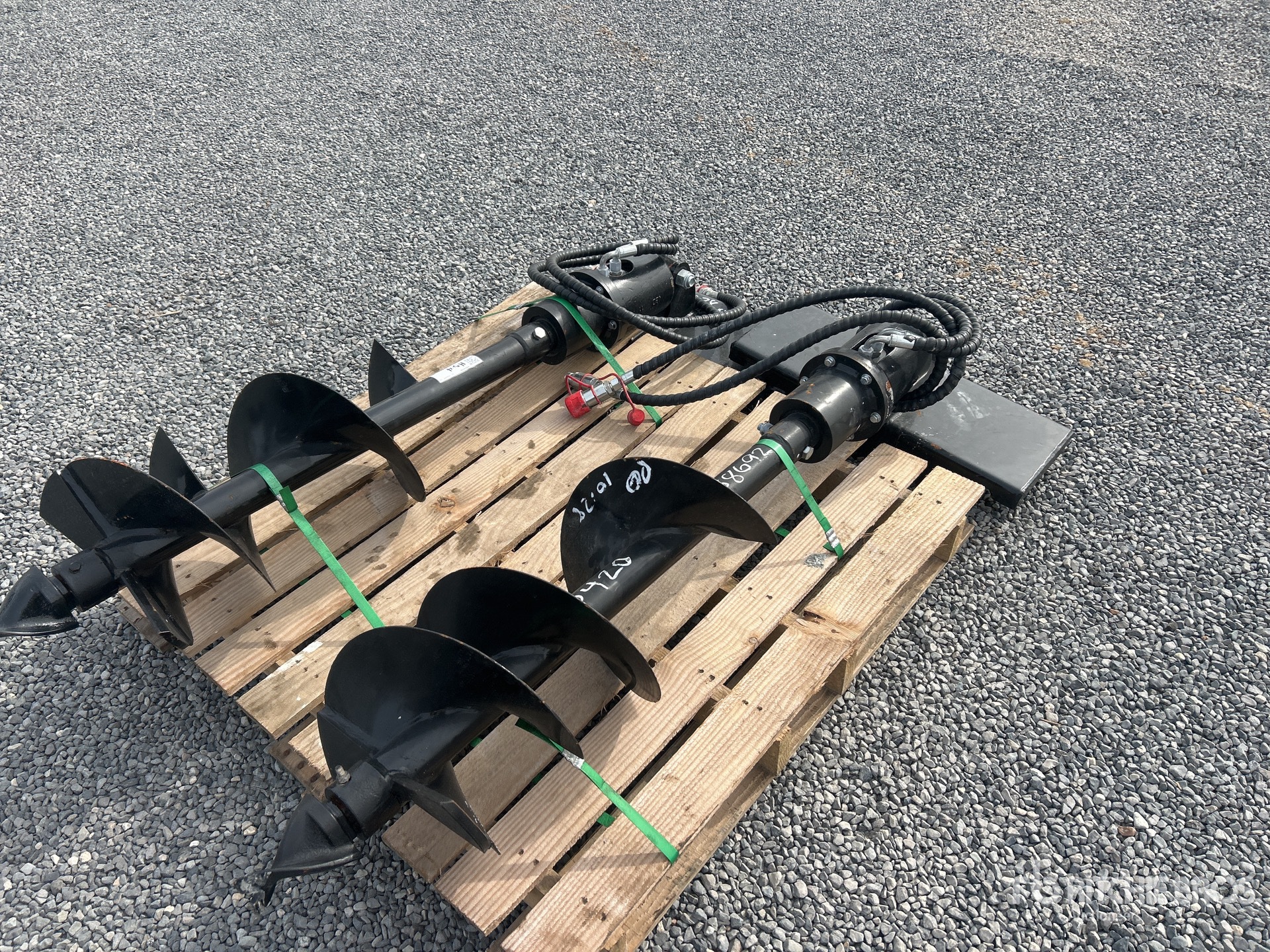 Aspect général with Image, coin arrière droit