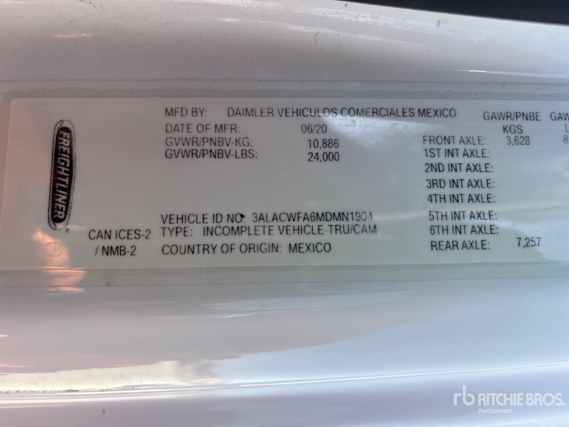 General Appearance with Serial Number / VIN