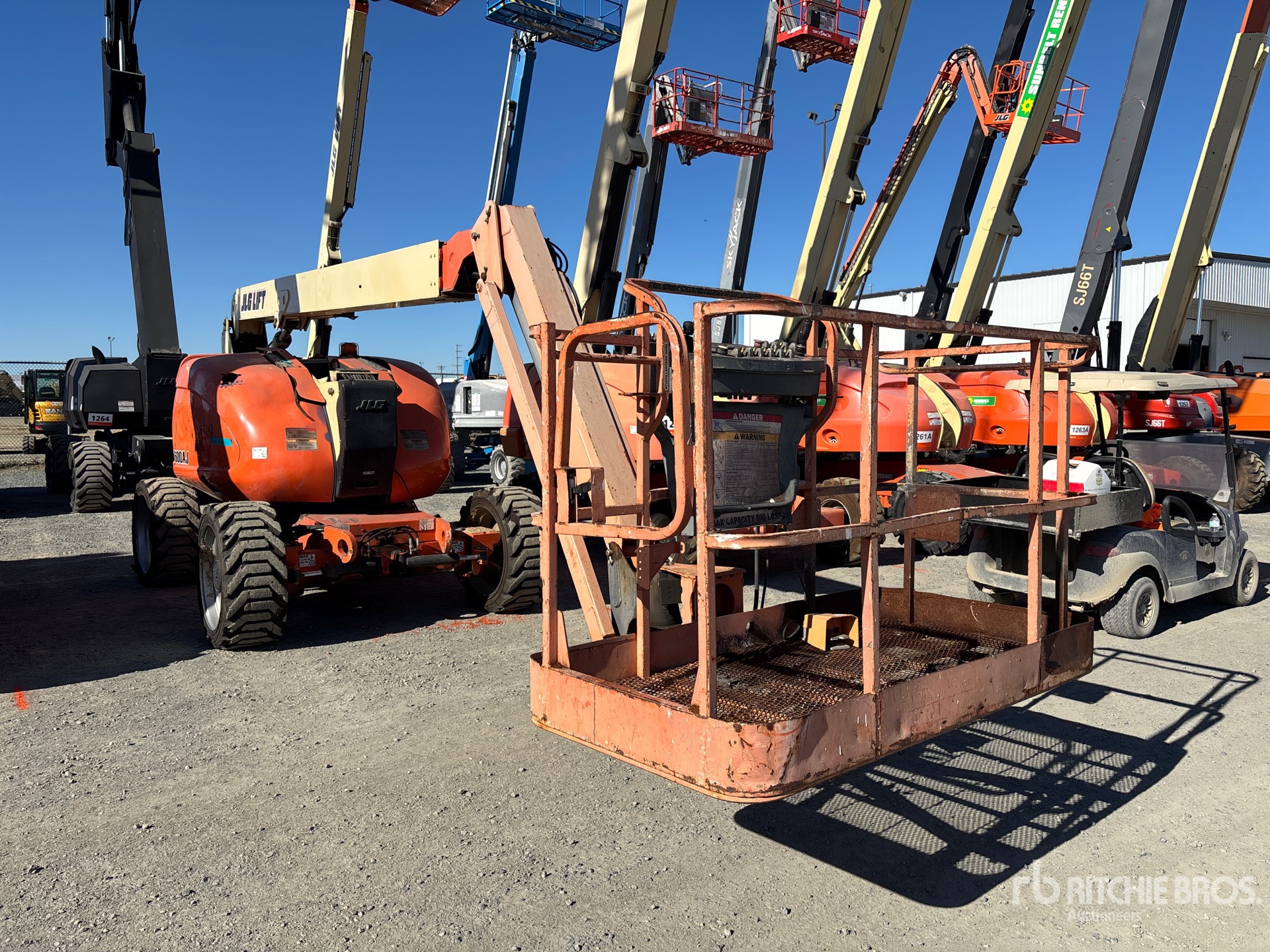 General Appearance with Picture, Right Front Corner