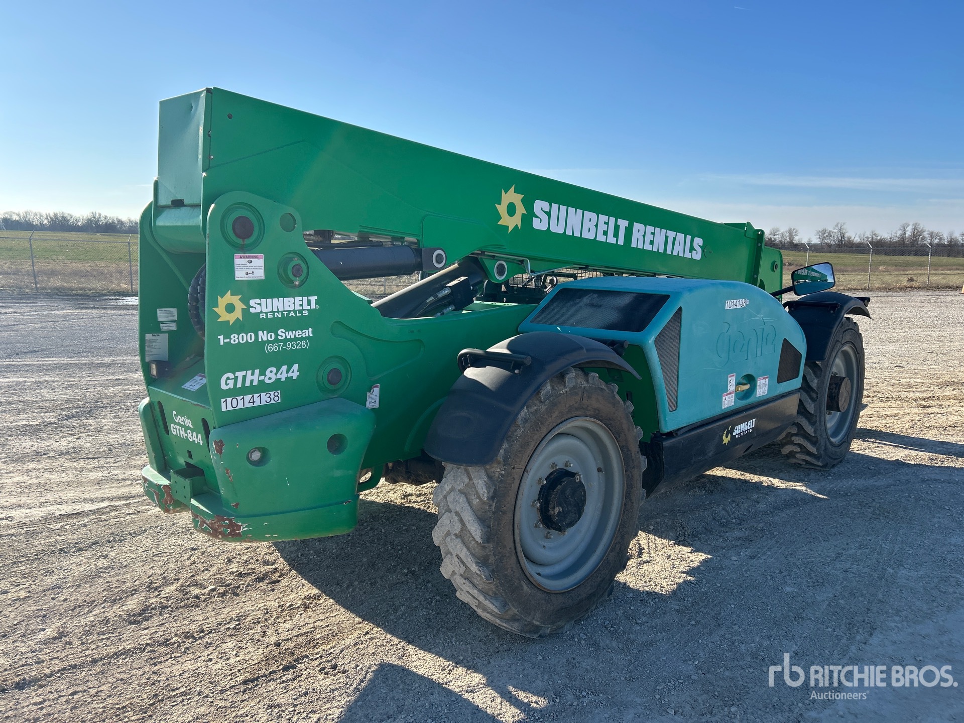 General Appearance with Picture, Right Rear Corner