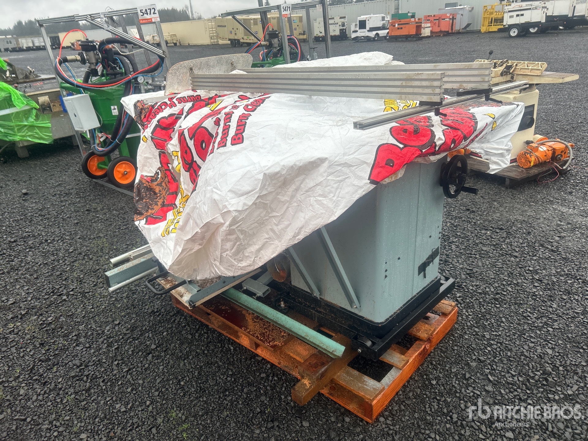 General Appearance with Picture, Left Rear Corner