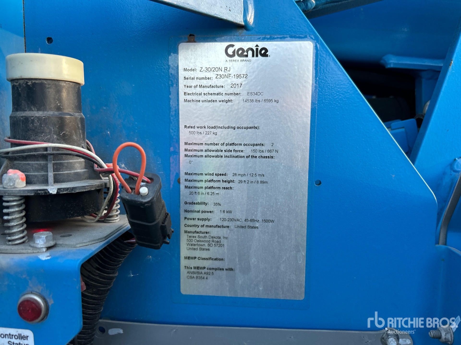 General Appearance with Numéro de série/Numéro d'identification du véhicule automobile