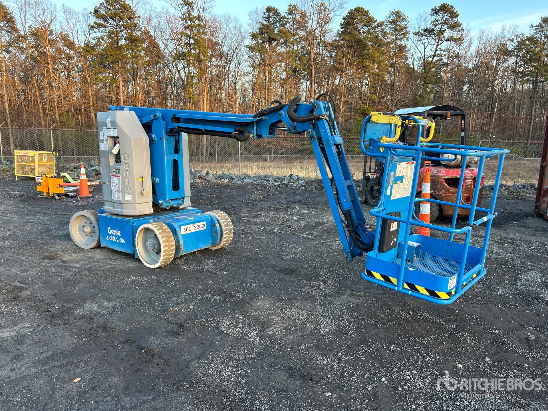 General Appearance with Image, coin avant droit