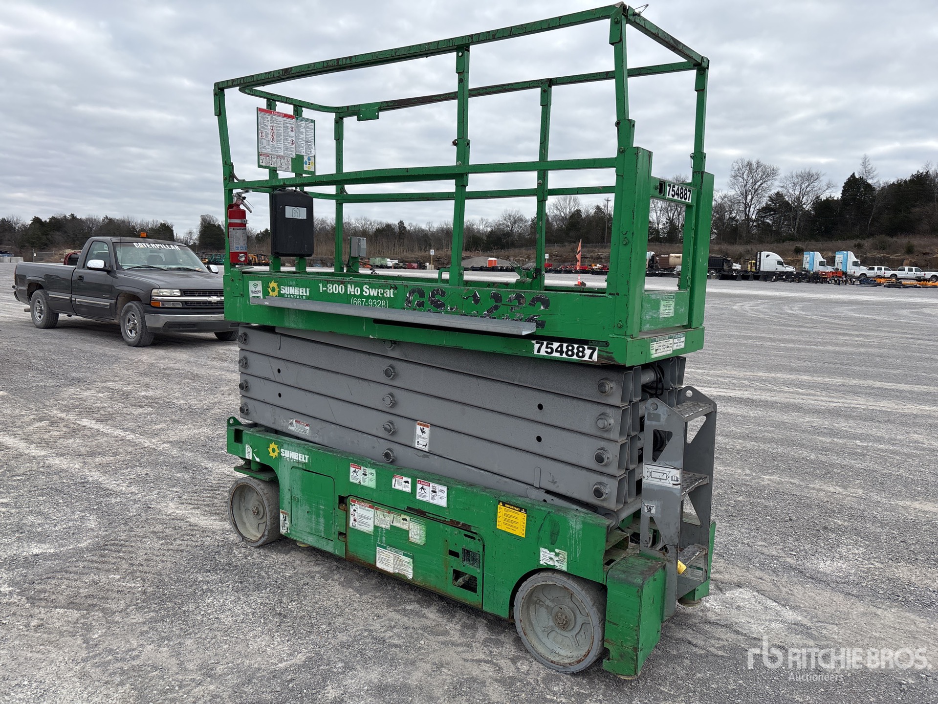 General Appearance with Picture, Left Rear Corner