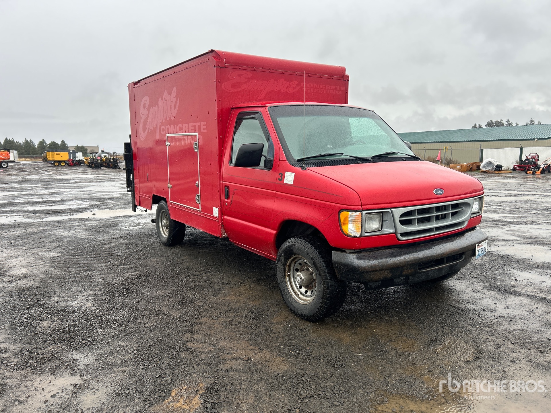 General Appearance with Image, coin avant droit